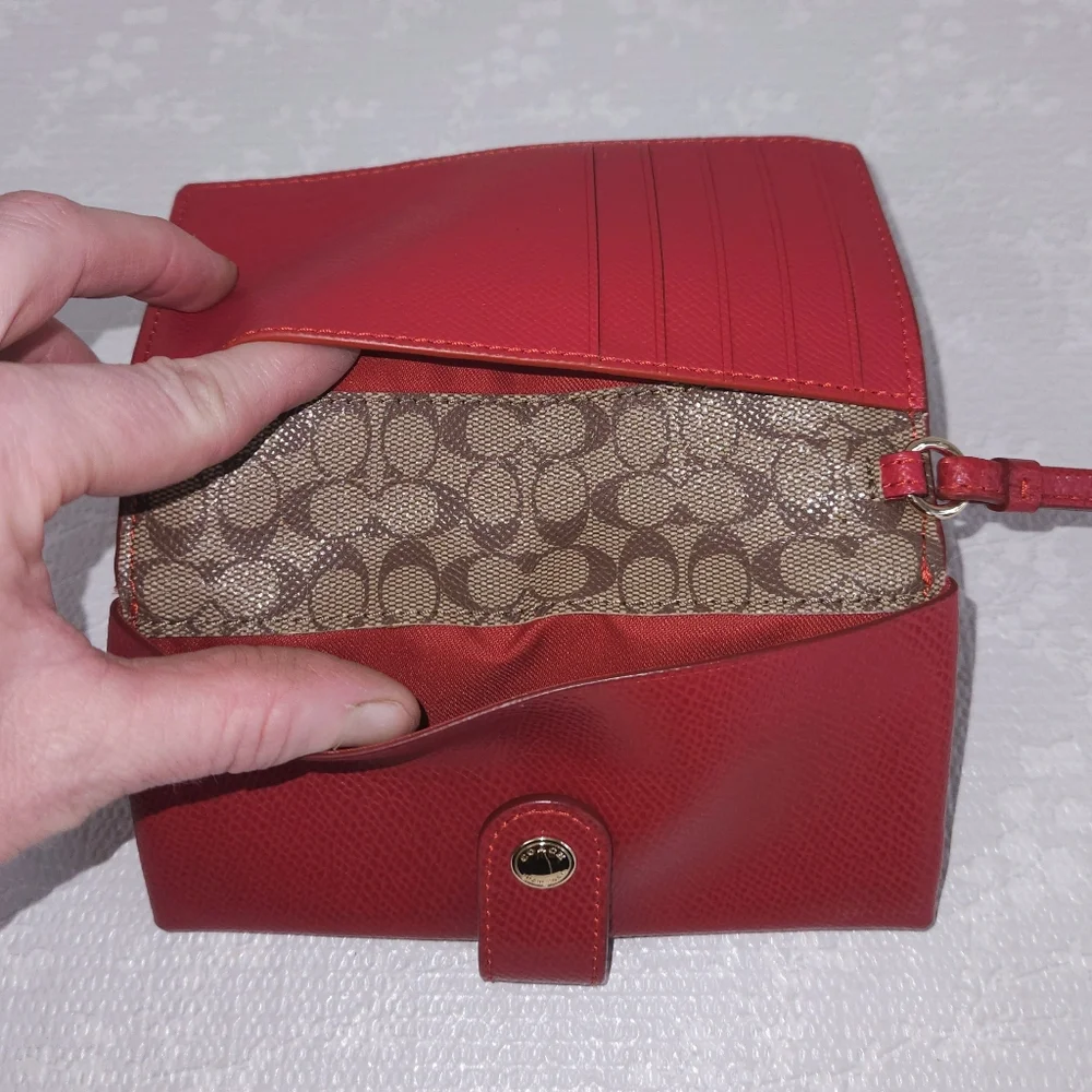 COACH Crossgrain Red Leather Phone Clutch Wristlet